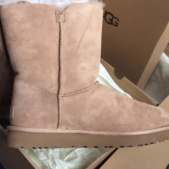 Ugg W Bailey Botton ll - Picture 4 of 4